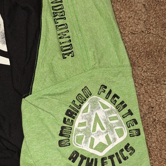 American Fighter brand men size large shirt - Picture 6 of 7